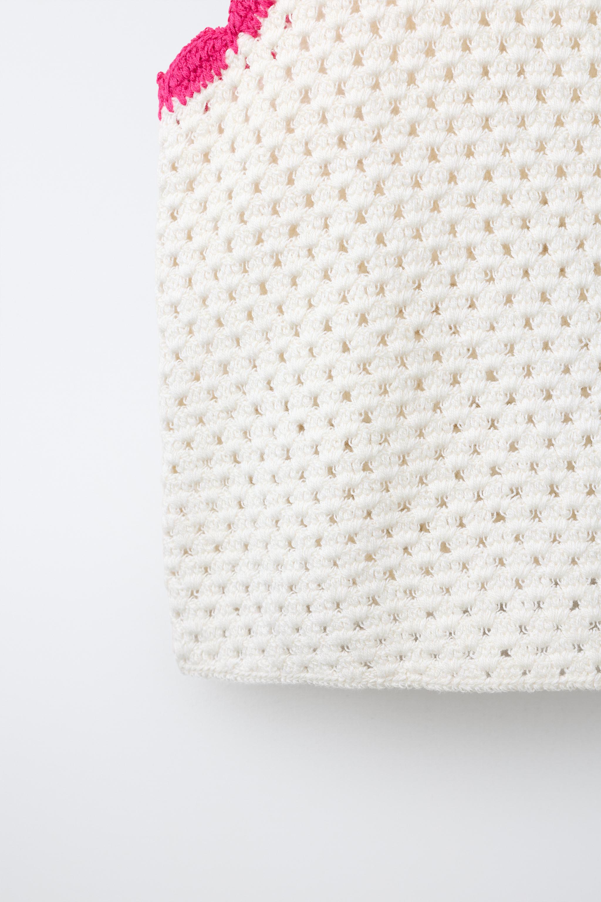 TOP EN CROCHET CONTRASTÉ